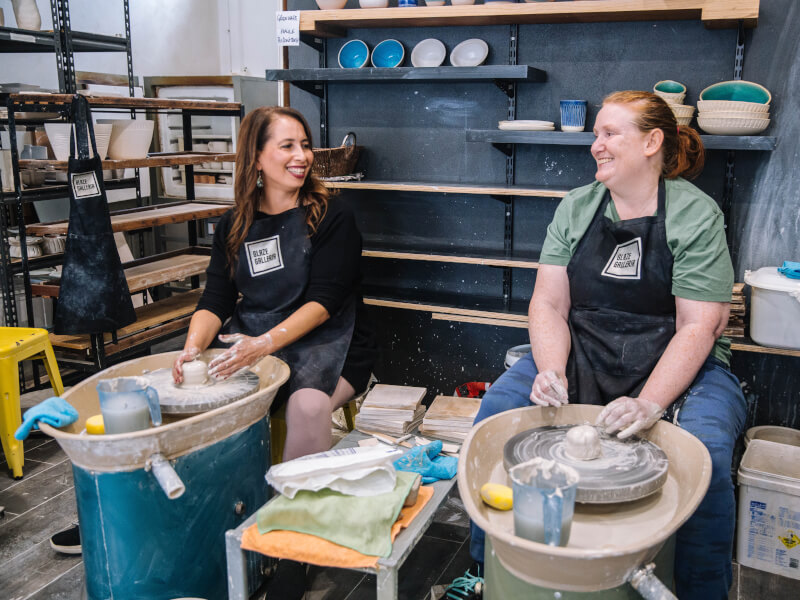 Why Pottery Wheel Classes in London Make Great Gifts